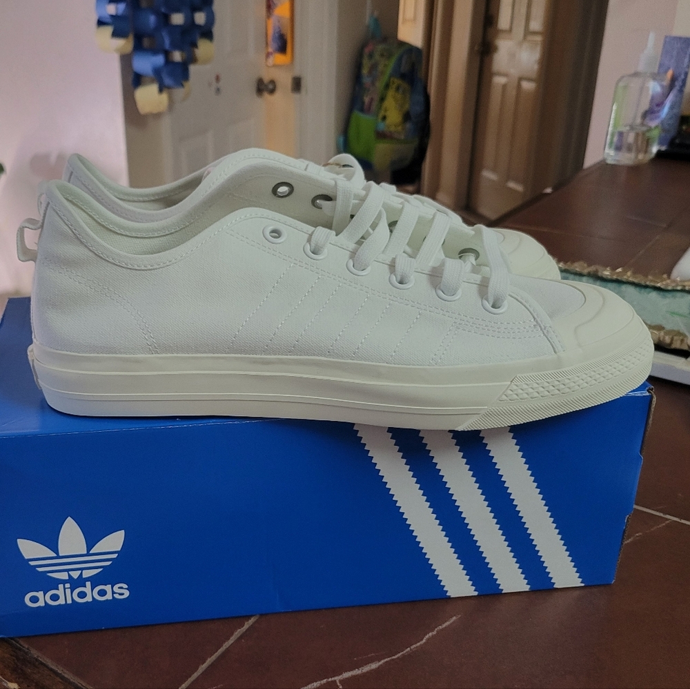 Nwt Adidas Sz 10 - Picture 4 of 6